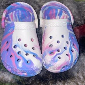 Kids girls multicolor CROCS size 9
